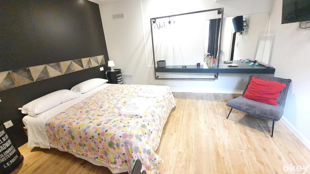 Seba Maison - Bari Centro Eksteriør bilde